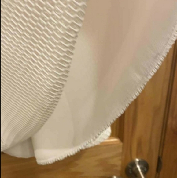 Issue New York Textured Fit & Flare Dress V-neck - Picture 13 of 15